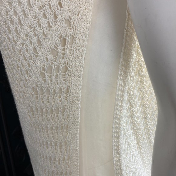 White House Black Market Crochet Top - Picture 5 of 8